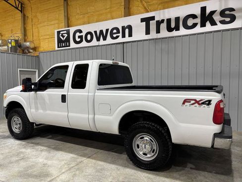 Used 2016 Ford F250 XL w/ Power Equipment Group AWD/4WD image 5
