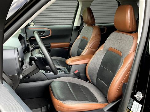 Used 2021 Ford Bronco Sport Outer Banks w/ Outer Banks Package (96D) AWD/4WD image 13