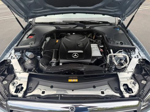 Used 2017 Mercedes-Benz E 300 image 33