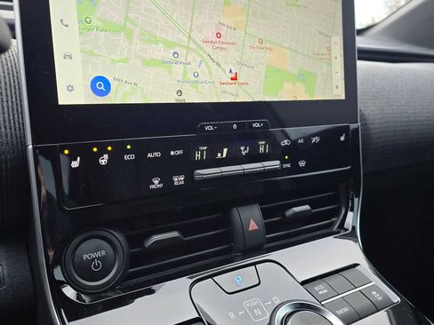 Used 2024 Toyota bZ4X XLE image 27