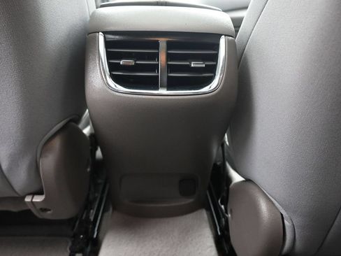 Used 2022 Chevrolet Malibu LT FWD image 31