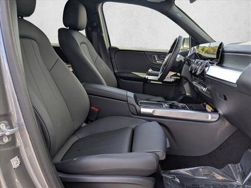 Used 2026 Mercedes-Benz GLB 250 image 22