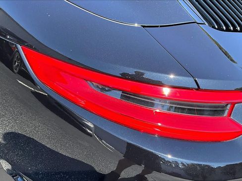 Used 2017 Porsche 911 Carrera RWD image 27