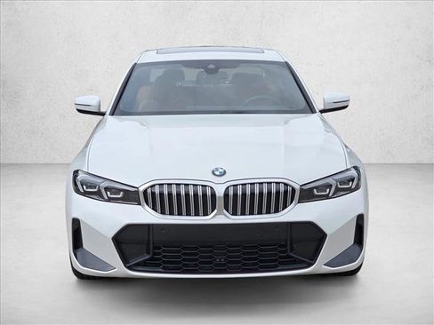Used 2026 BMW 330i Sedan RWD image 2