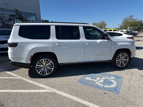 New 2025 Jeep Wagoneer Series II image 36