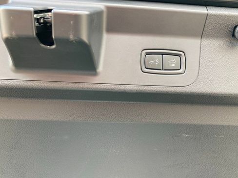 Certified 2023 Porsche Panamera 4 Platinum Edition AWD/4WD image 24