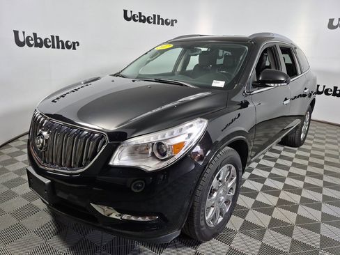 Used 2017 Buick Enclave Leather image 3