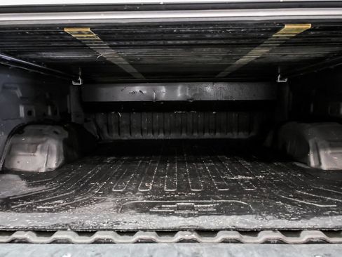 Used 2023 Chevrolet Silverado 1500 LT Trail Boss AWD/4WD image 9