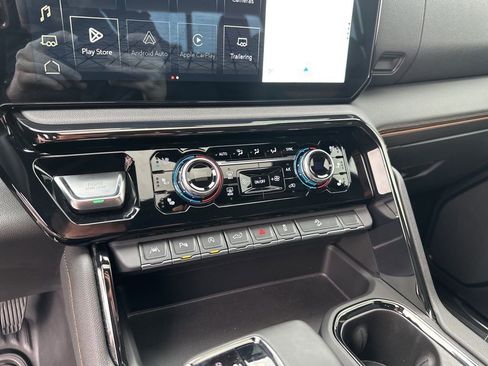 Certified 2024 GMC Sierra 1500 AT4 w/ Technology Package image 29