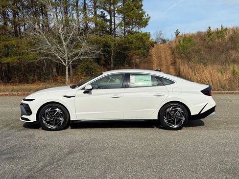 New 2026 Hyundai Sonata SEL image 3