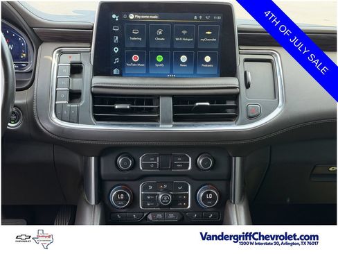 Used 2022 Chevrolet Tahoe LT w/ LT Signature Package RWD image 16