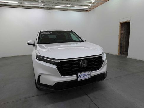 Used 2023 Honda CR-V EX image 3