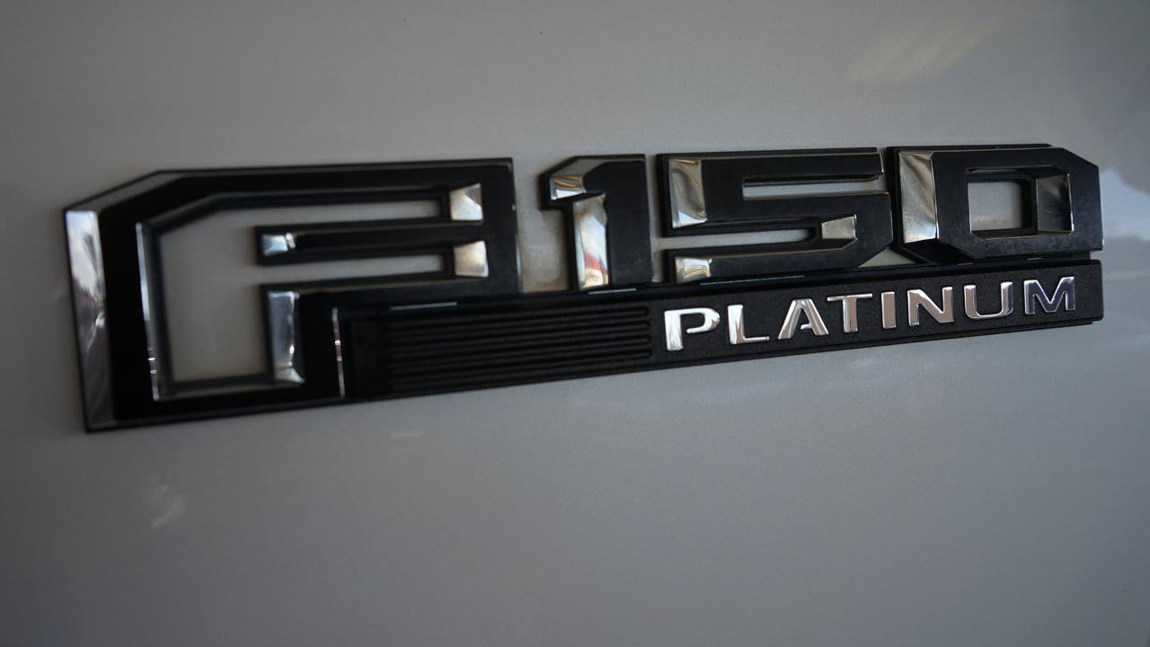 Used 2015 Ford F150 Platinum AWD/4WD image 29