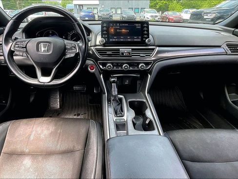Used 2018 Honda Accord Sport image 7