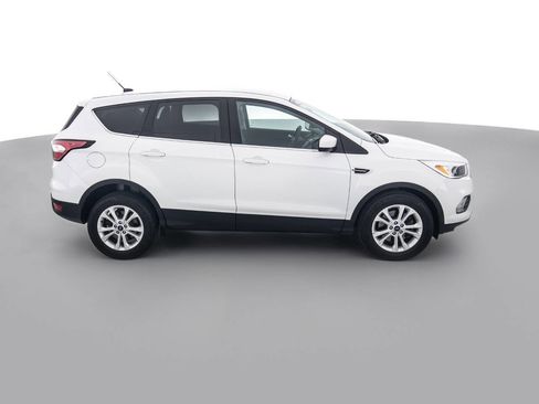 Used 2017 Ford Escape SE AWD/4WD image 4