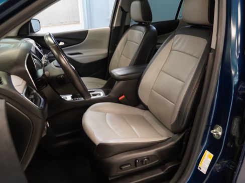 Used 2020 Chevrolet Equinox Premier AWD/4WD image 3