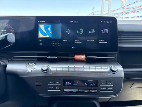 Used 2025 Hyundai Kona SEL FWD image 16