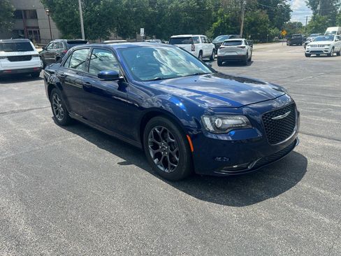 Used 2015 Chrysler 300 S w/ 300S Premium Group AWD/4WD image 3