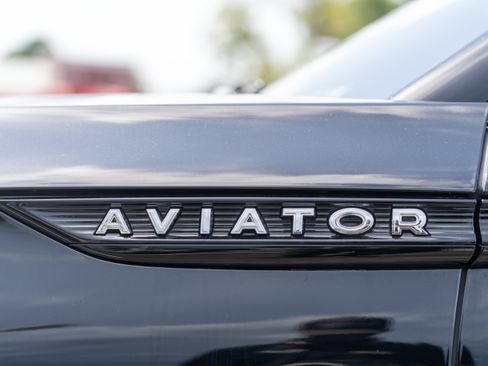 Used 2023 Lincoln Aviator Reserve w/ Jet Package RWD image 45
