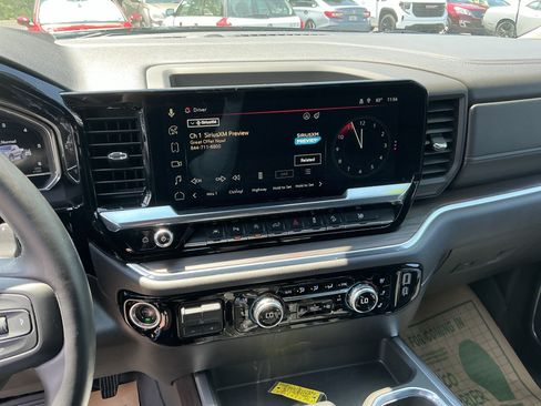 Used 2024 GMC Sierra 1500 SLT w/ SLT Premium Plus Package AWD/4WD image 21