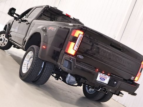 New 2026 Ford F450 Platinum w/ FX4 Off-Road Package AWD/4WD image 38