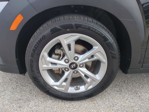 Used 2022 Hyundai Kona SEL FWD image 31
