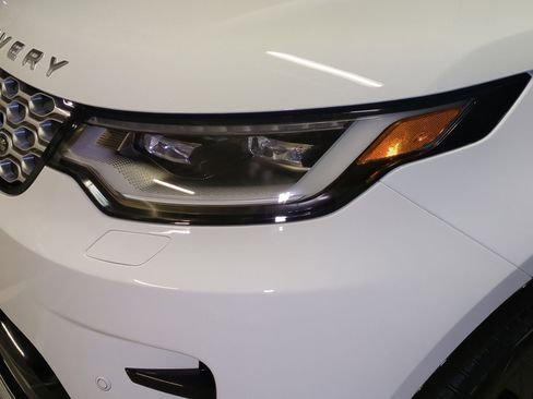New 2026 Land Rover Discovery Limited Edition image 10