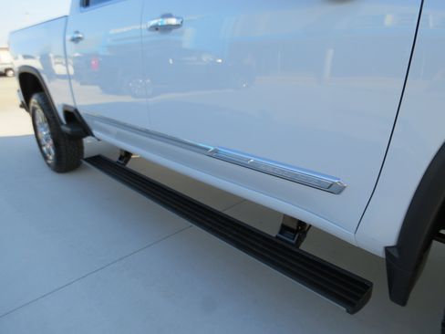 New 2026 Chevrolet Silverado 2500 High Country w/ High Country Premium Package AWD/4WD image 11