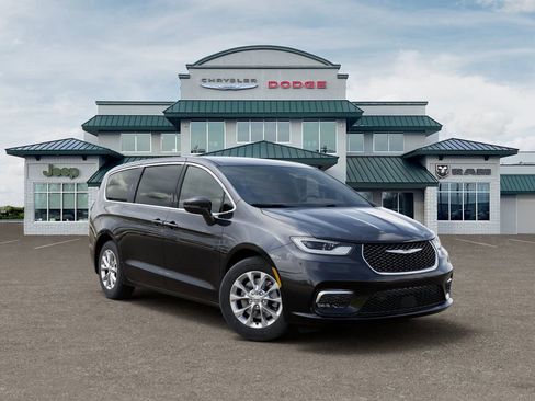 Used 2026 Chrysler Pacifica Select AWD/4WD image 5