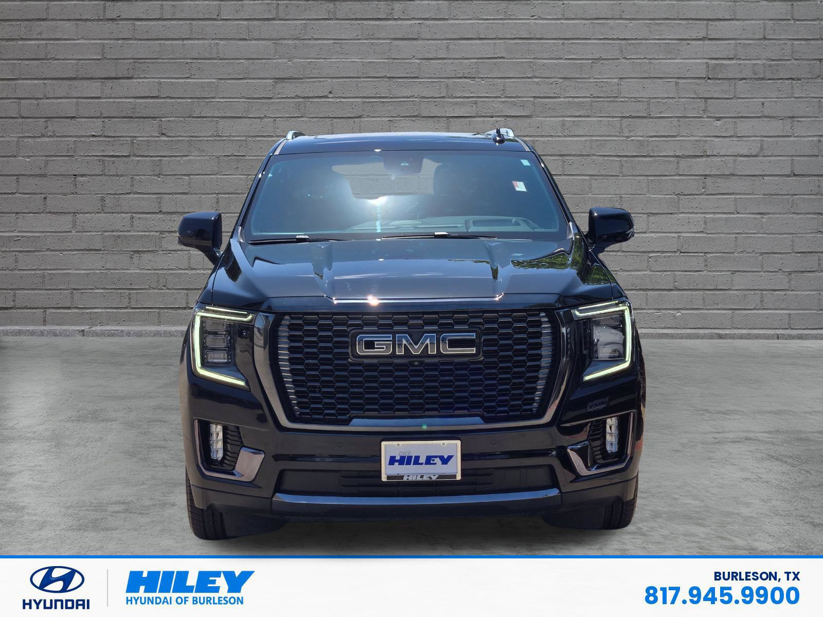 Used 2024 GMC Yukon Denali Ultimate AWD/4WD image 6