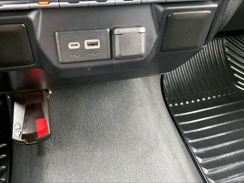 Used 2019 Chevrolet Silverado 1500 LT w/ Texas Edition image 33