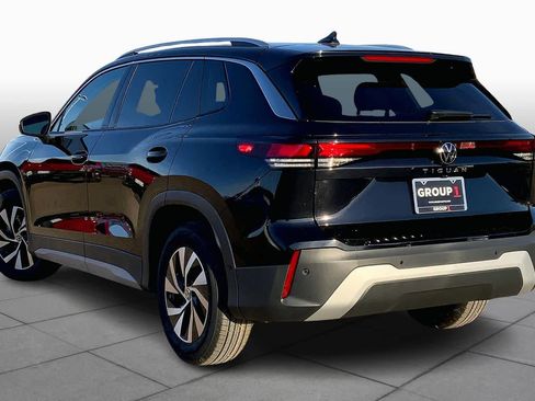 New 2026 Volkswagen Tiguan S FWD image 11
