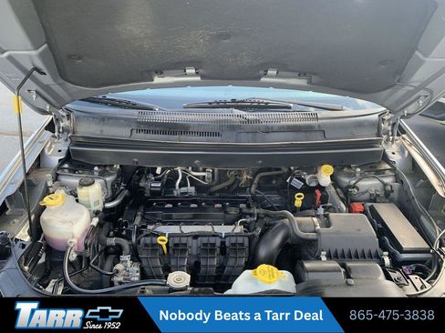 Used 2019 Dodge Journey SE FWD image 17