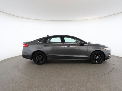 Used 2020 Ford Fusion SE w/ Equipment Group 151A image 22