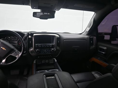 Used 2019 Chevrolet Silverado 3500 High Country w/ Duramax Plus Package AWD/4WD image 15