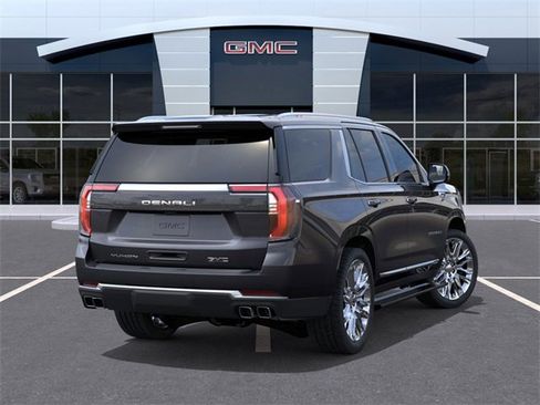 New 2026 GMC Yukon Denali w/ Denali Reserve Package image 4