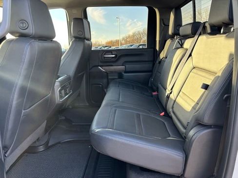 Used 2023 GMC Sierra 2500 Denali w/ Denali Ultimate Package image 23