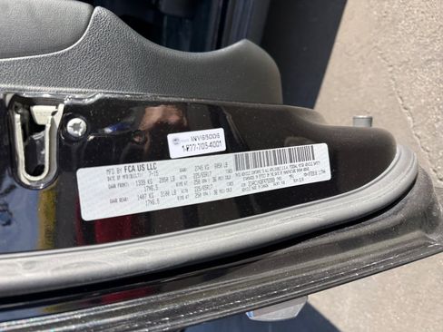 Used 2015 Chrysler Town & Country S w/ Driver Convenience Group image 25