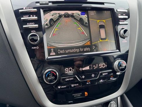 Used 2024 Nissan Murano SL image 23