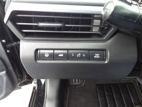 Used 2020 Nissan Altima 2.5 SV FWD image 14