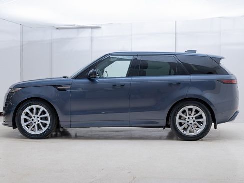 Used 2024 Land Rover Range Rover Sport Dynamic SE image 2