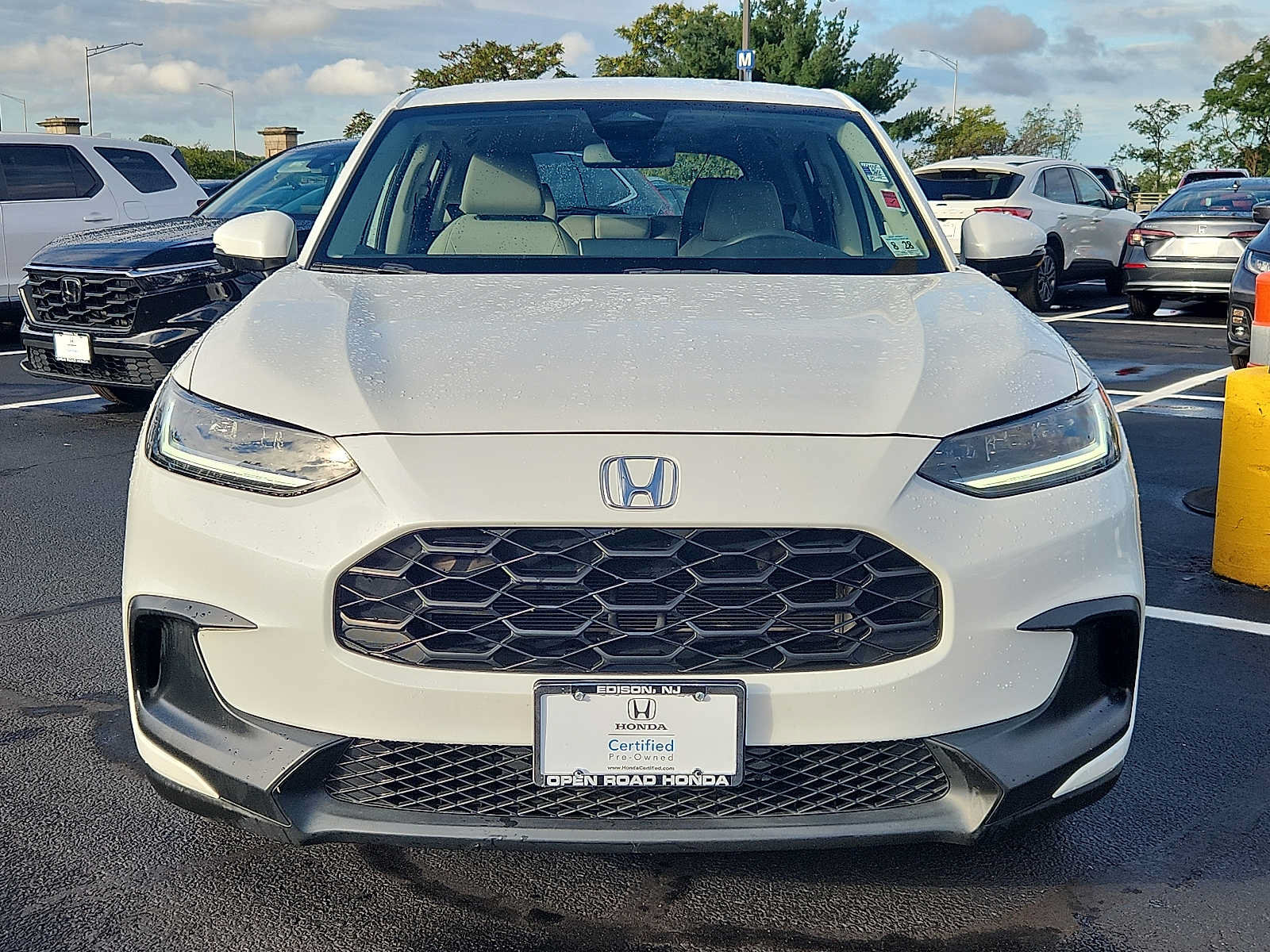 Certified 2024 Honda HR-V LX image 2