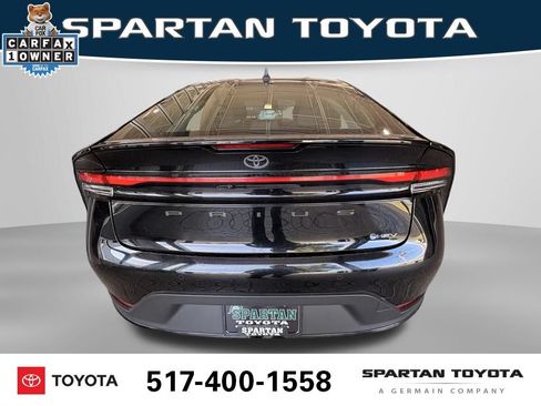 Used 2025 Toyota Prius LE FWD image 4