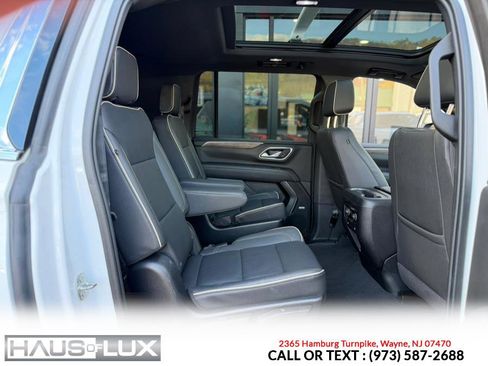 Used 2023 Chevrolet Suburban Premier image 24