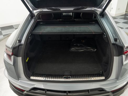Used 2024 Lamborghini Urus Performante image 19