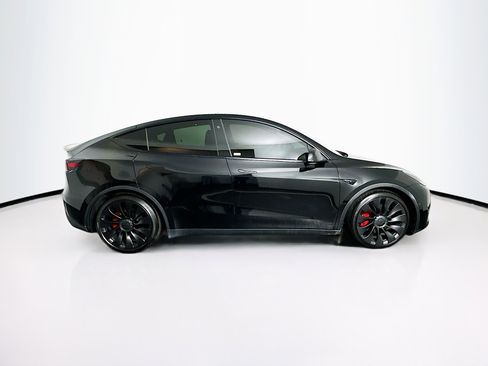 Used 2022 Tesla Model Y Performance AWD/4WD image 10