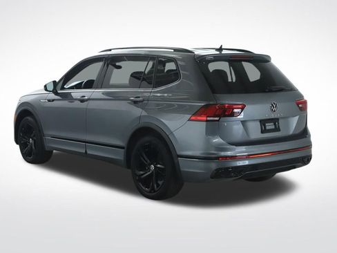 Used 2023 Volkswagen Tiguan SE R-Line FWD image 45
