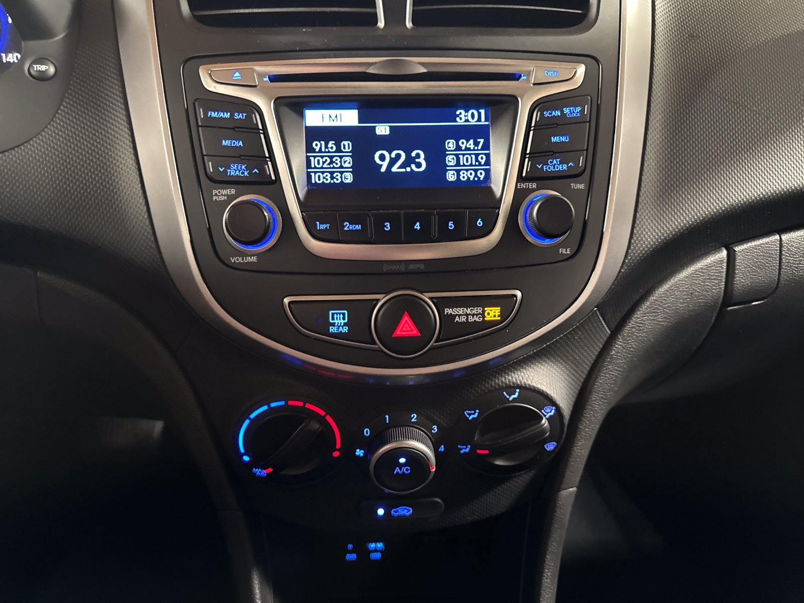 Used 2016 Hyundai Accent SE FWD image 17