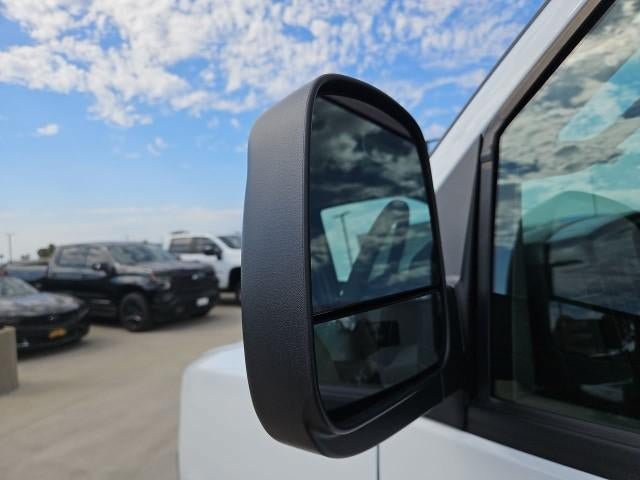 New 2026 Chevrolet Express 2500 Extended w/ Communications Package RWD image 19