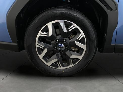 Used 2025 Subaru Forester Premium AWD/4WD image 12
